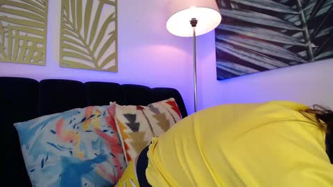 Nicole online show from February 2025 04:54:01 AM