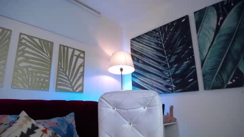 Nicole online show from February 2025 09:08:02 PM