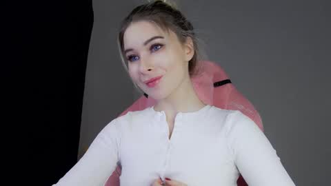 Anna online show from February 2026 12:08:01 PM