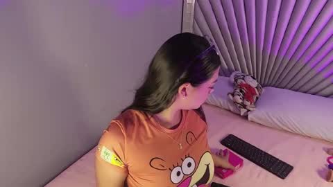 hatsajones online show from May 2026 04:17:02 AM