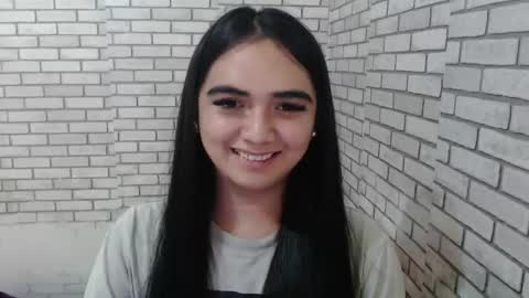 Snapshot of hawadiha chatting on February 2026 11:02:02 AM LIX online show from February 2026 11:02:02 AM