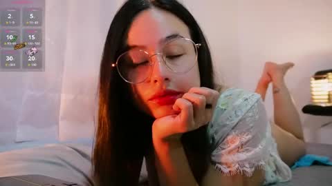 Snapshot of hawaiibliss chatting on May 2026 06:46:02 PM hawaiibliss online show from May 2026 06:46:02 PM