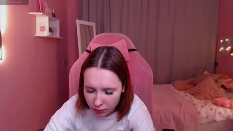 Snapshot of haya_harareet chatting on January 2026 01:10:02 AM Mia online show from January 2026 01:10:02 AM