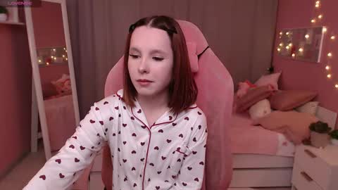 Snapshot of haya_harareet chatting on February 2026 07:38:01 AM Mia online show from February 2026 07:38:01 AM