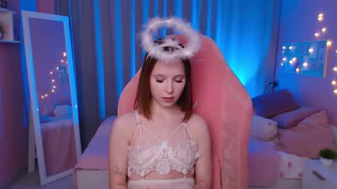 Snapshot of haya_harareet chatting on February 2026 07:59:01 AM Mia online show from February 2026 07:59:01 AM