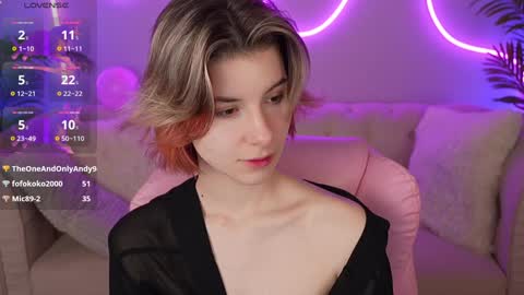 haylaamber online show from December 2024 11:18:02 PM