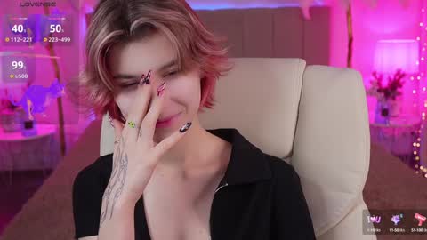 haylaamber online show from December 2024 02:11:01 PM