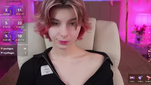 haylaamber online show from December 2024 05:15:01 PM