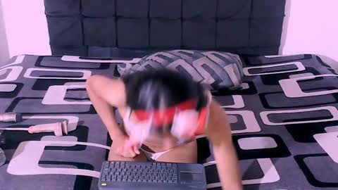 Snapshot of hayley_1111 chatting on December 2025 11:43:01 PM hayley_1111 online show from December 2025 11:43:01 PM