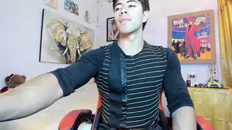 Snapshot of hazbinstudio chatting on February 2026 05:33:01 PM hazbinstudio online show from February 2026 05:33:01 PM