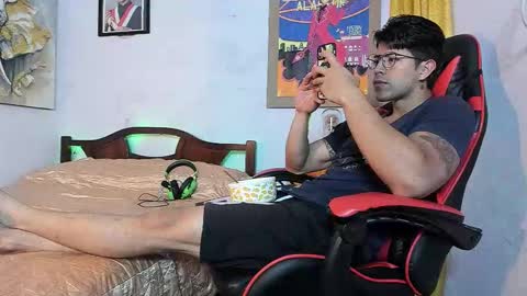 Snapshot of hazbinstudio chatting on February 2026 07:09:02 PM hazbinstudio online show from February 2026 07:09:02 PM