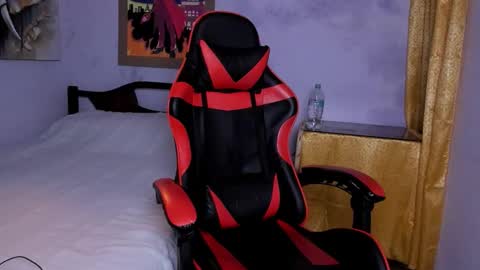 Snapshot of hazbinstudio chatting on February 2026 07:00:02 PM hazbinstudio online show from February 2026 07:00:02 PM