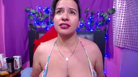 Snapshot of hazel_34 chatting on January 2025 07:28:01 PM hazel online show from January 2025 07:28:01 PM