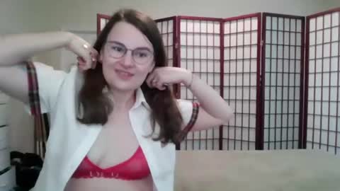 Hazel Blues  online show from July 2026 04:22:01 PM