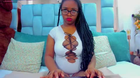 Snapshot of hazel_lanee chatting on February 2026 11:03:01 PM hazel_lanee online show from February 2026 11:03:01 PM