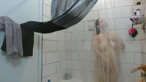 Hazel online show from February 2025 06:36:02 PM