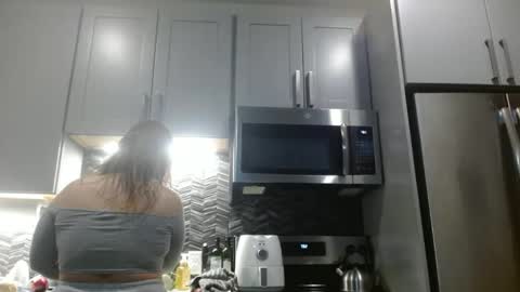 Hazel online show from February 2025 01:30:02 AM