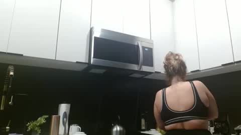 Snapshot of hazel_skye chatting on May 2026 02:34:02 PM Hazel online show from May 2026 02:34:02 PM
