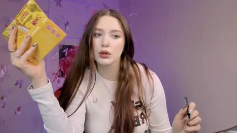 Snapshot of hazel_sullivan chatting on April 2026 08:31:01 AM Hazel online show from April 2026 08:31:01 AM