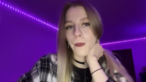 Snapshot of hazelbelgrade chatting on December 2025 01:27:02 PM Vuklly online show from December 2025 01:27:02 PM