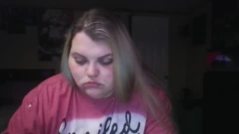 Hazeleyez97 online show from September 2025 01:46:01 PM