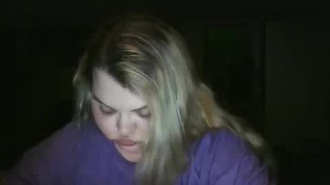 Hazeleyez97 online show from September 2025 06:50:02 AM