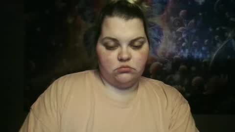 Hazeleyez97 online show from November 2025 10:43:02 PM