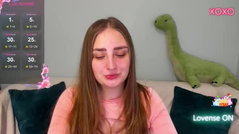 Snapshot of hazevee chatting on February 2026 01:59:02 AM hazevee online show from February 2026 01:59:02 AM