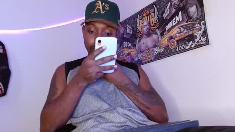 hazlan_420 online show from February 2026 06:26:01 PM