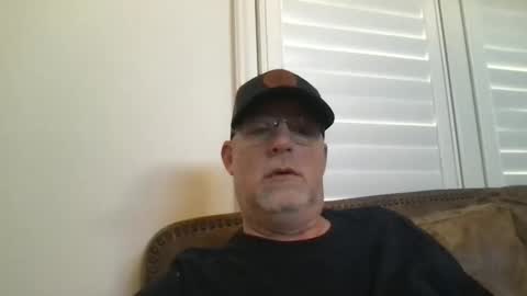 Snapshot of hdeuce22 chatting on February 2026 06:39:01 PM Hdeuce22 online show from February 2026 06:39:01 PM