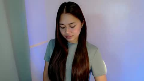 Yoshin online show from November 2025 08:08:02 PM