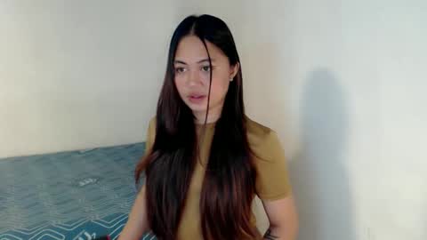 Snapshot of heart_of_asia chatting on April 2026 04:48:01 AM Yoshin online show from April 2026 04:48:01 AM