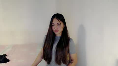 Snapshot of heart_of_asia chatting on May 2026 02:22:02 PM Yoshin online show from May 2026 02:22:02 PM
