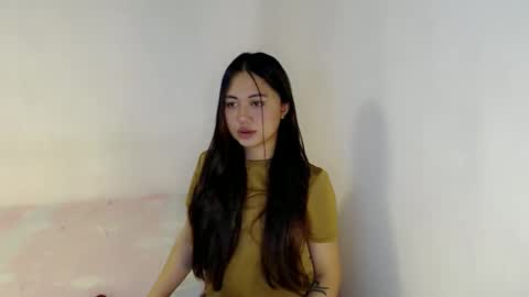 Snapshot of heart_of_asia chatting on May 2026 08:42:01 AM Yoshin online show from May 2026 08:42:01 AM