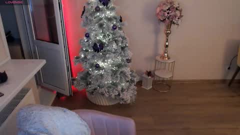 Heaven girl online show from December 2025 07:34:02 PM