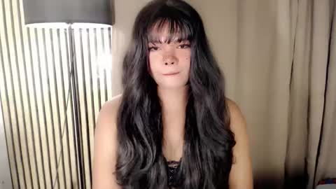 Snapshot of heavenlysexkendal chatting on December 2025 01:11:01 AM KENDAL online show from December 2025 01:11:01 AM