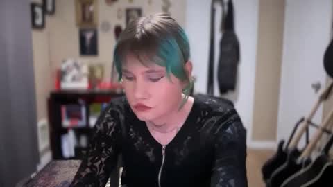 Saoirse online show from December 2024 07:05:02 AM