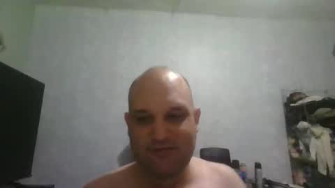 Snapshot of heavy_rebellxc chatting on February 2026 08:15:02 AM Heavy Rebell online show from February 2026 08:15:02 AM