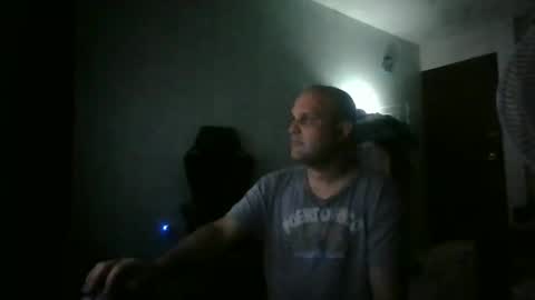 Snapshot of heavy_rebellxc chatting on March 2026 06:09:02 AM Heavy Rebell online show from March 2026 06:09:02 AM