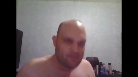 Snapshot of heavy_rebellxc chatting on March 2026 04:17:02 AM Heavy Rebell online show from March 2026 04:17:02 AM