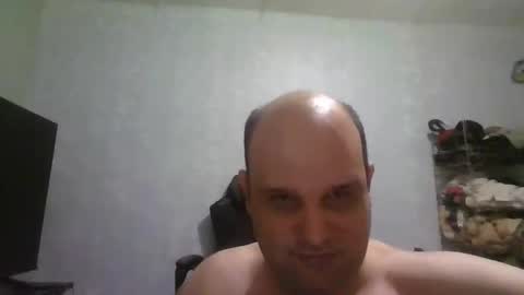 Snapshot of heavy_rebellxc chatting on May 2026 05:01:02 AM Heavy Rebell online show from May 2026 05:01:02 AM