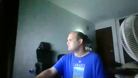Snapshot of heavy_rebellxc chatting on May 2026 05:36:02 AM Heavy Rebell online show from May 2026 05:36:02 AM