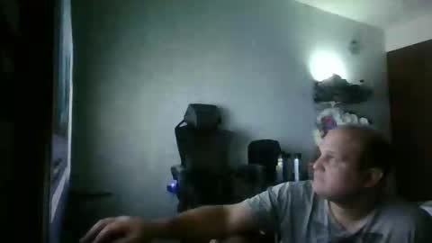 Snapshot of heavy_rebellxc chatting on May 2026 05:57:02 AM Heavy Rebell online show from May 2026 05:57:02 AM