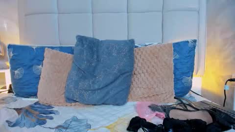 Keira Hecate online show from October 2025 08:39:01 PM