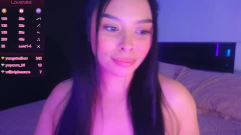 Snapshot of hecate_gh chatting on February 2025 11:56:02 PM Hecate online show from February 2025 11:56:02 PM