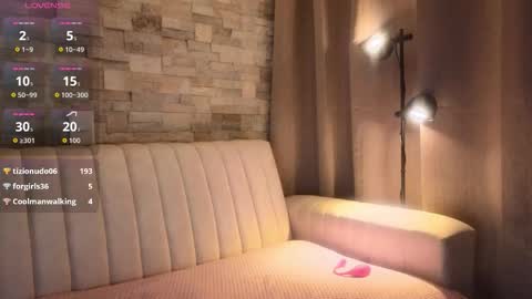 Snapshot of hecate_gh chatting on October 2025 10:42:02 PM Hecate online show from October 2025 10:42:02 PM