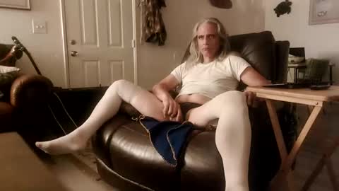 hechoin online show from November 2025 06:57:01 AM