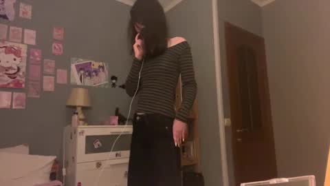 Snapshot of hedwiggrossberg chatting on December 2025 02:33:01 PM Sarah online show from December 2025 02:33:01 PM