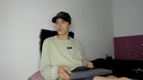 Snapshot of heellboy_ chatting on March 2026 02:59:01 AM heellboy_ online show from March 2026 02:59:01 AM