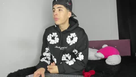 Snapshot of heellboy_ chatting on May 2026 09:36:01 AM heellboy_ online show from May 2026 09:36:01 AM